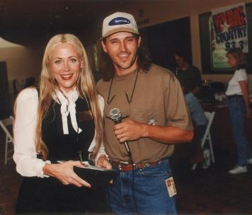 Melissa McConnell & Mary Roe